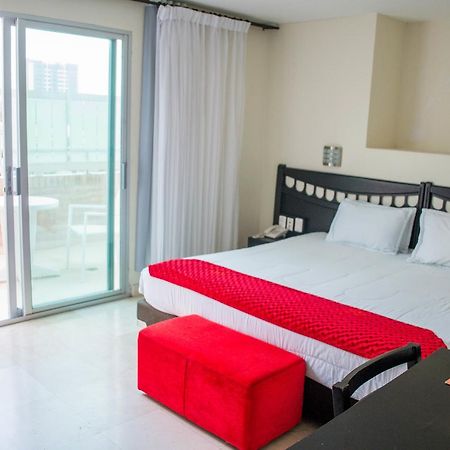 Hotel Suite Continental บาร์รังกีญา ภายนอก รูปภาพ