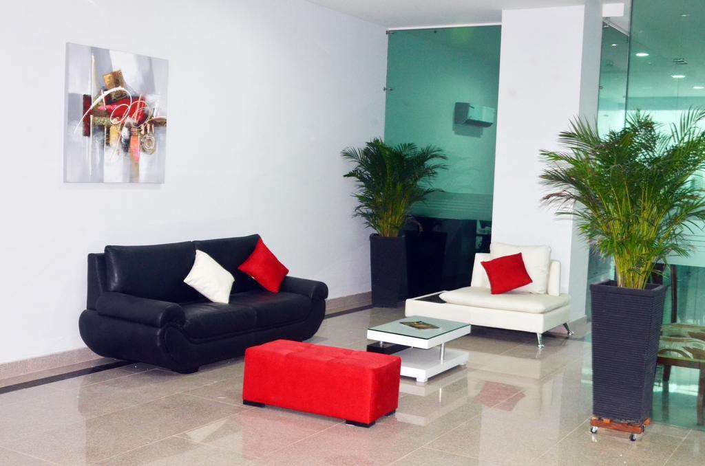 Hotel Suite Continental บาร์รังกีญา ภายนอก รูปภาพ
